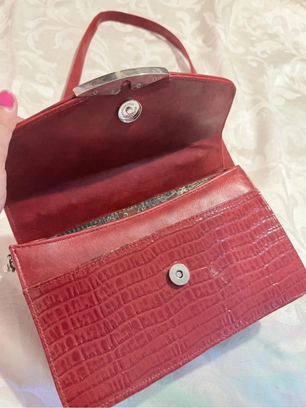 Vintage Red crocodile textured handbag with silver hardware